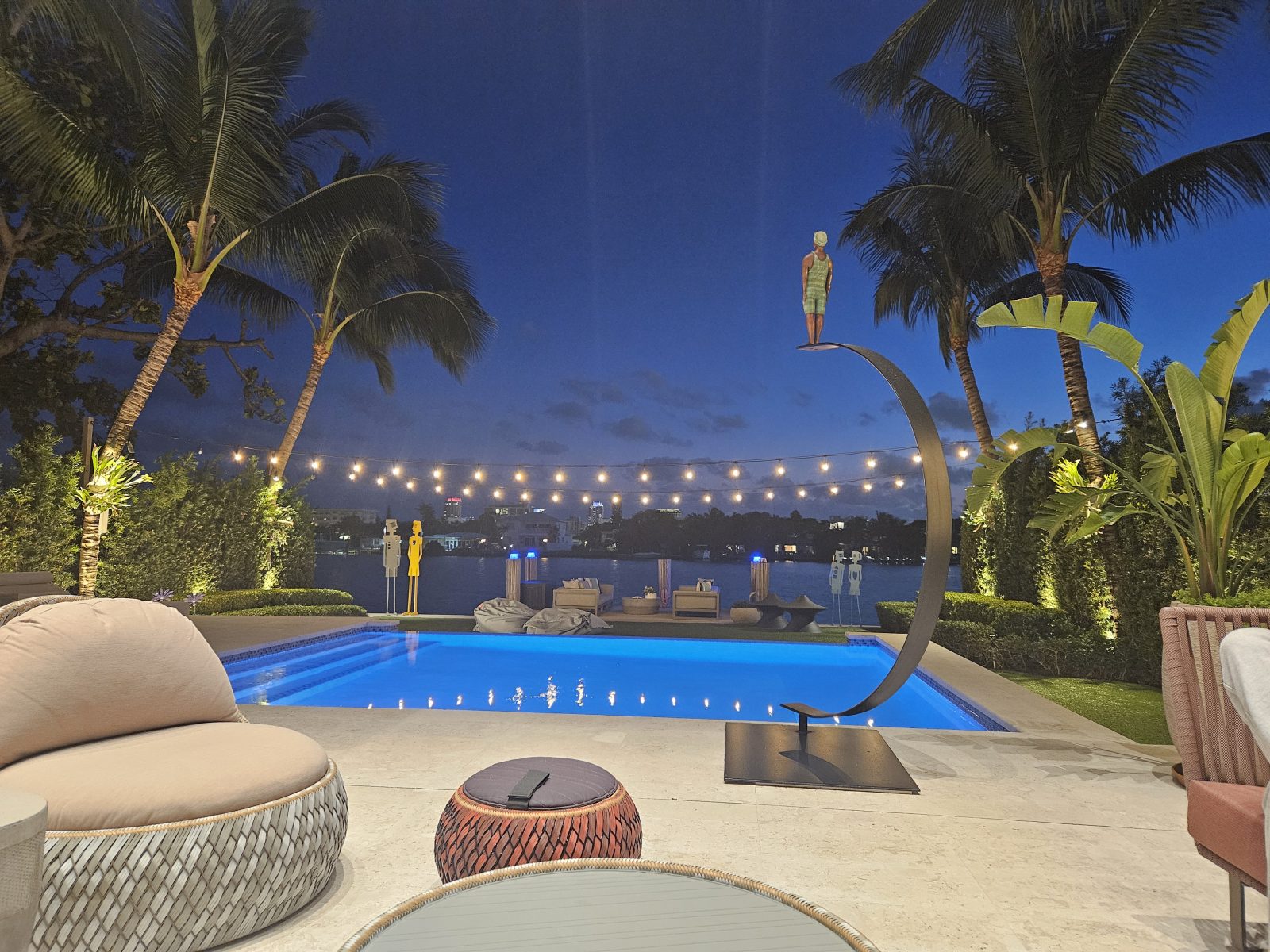 Adam & Eve Free standing indoor/outdoor hand painted Aluminum Sculpture - Image 5
